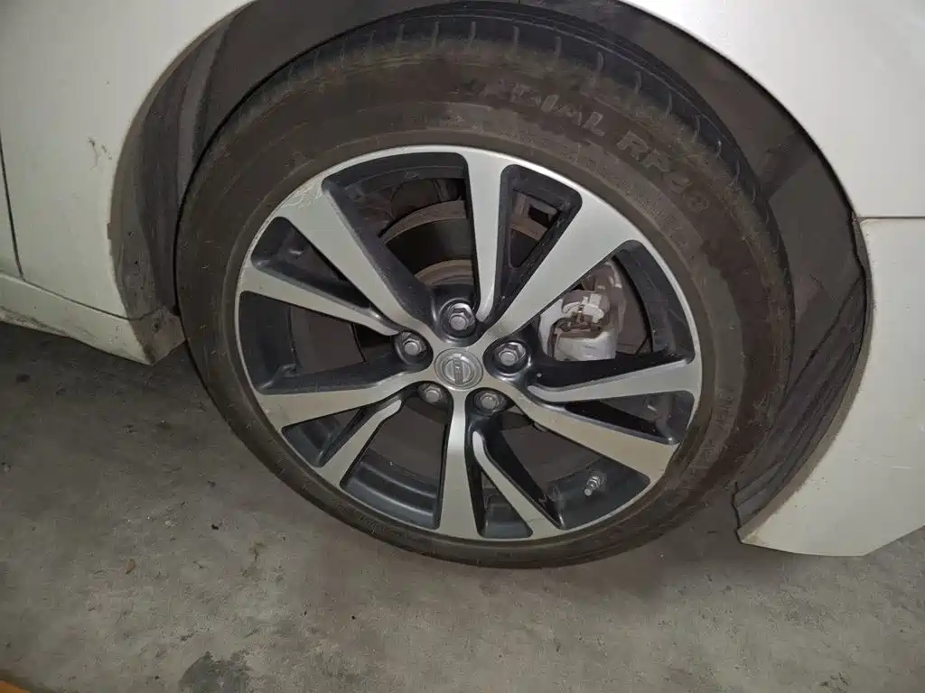Nissan Cima 2020 2016 2.5L XE Elite