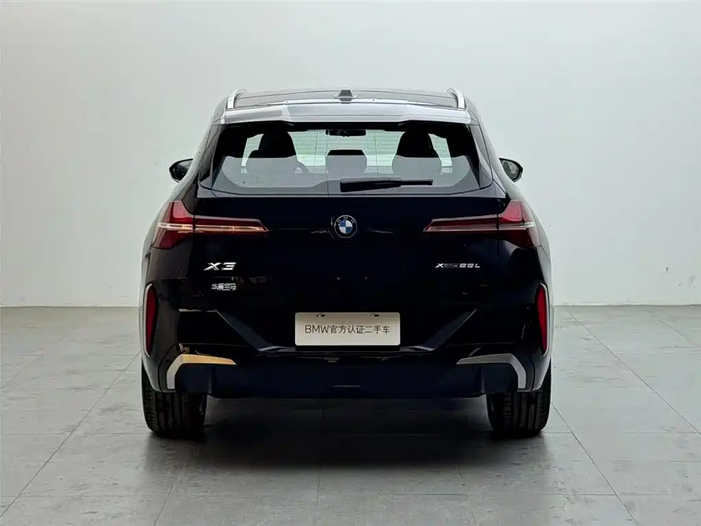 BMW X3 2025 xDrive25L Luxury Package фото 5