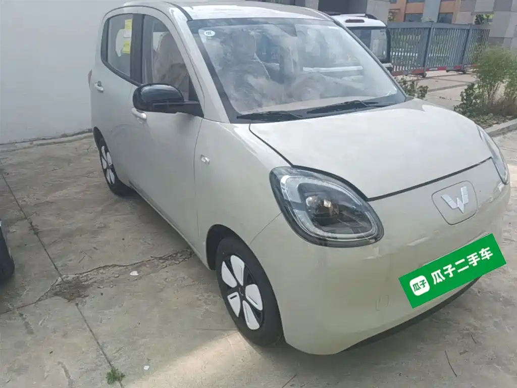 Wuling Motors Hongguang MINIEV 2026 2025 4-Door Advanced