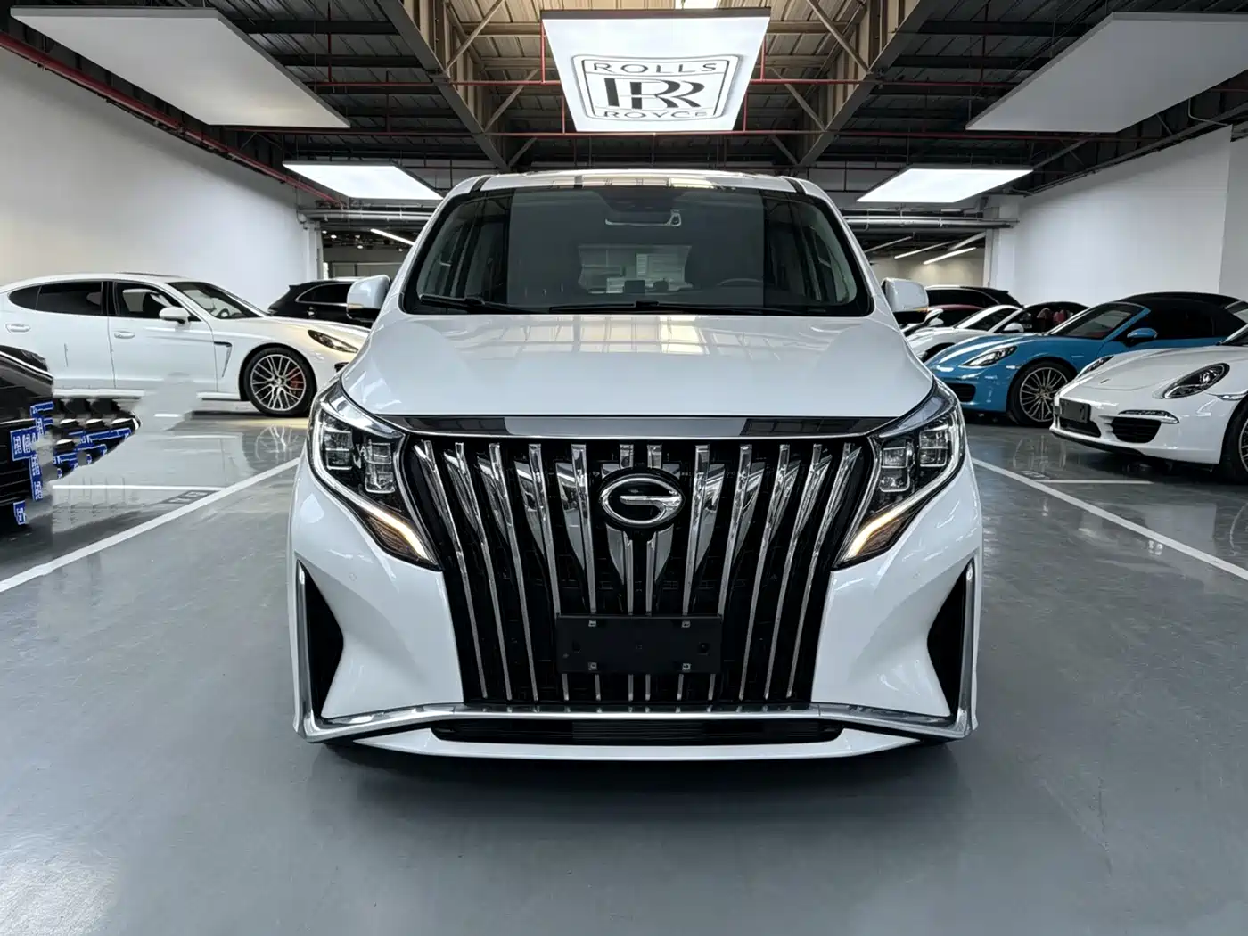 GAC Trumpchi Trumpchi M8 2023 Leading Series 390T Prestige Edition фото 2