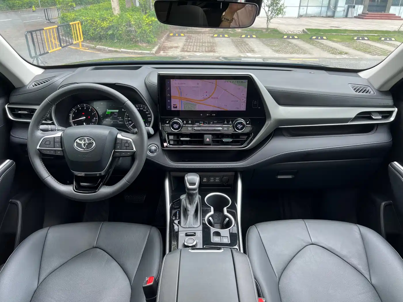 Toyota Highlander 2022 380T 4WD Premium 7-Seater фото 4