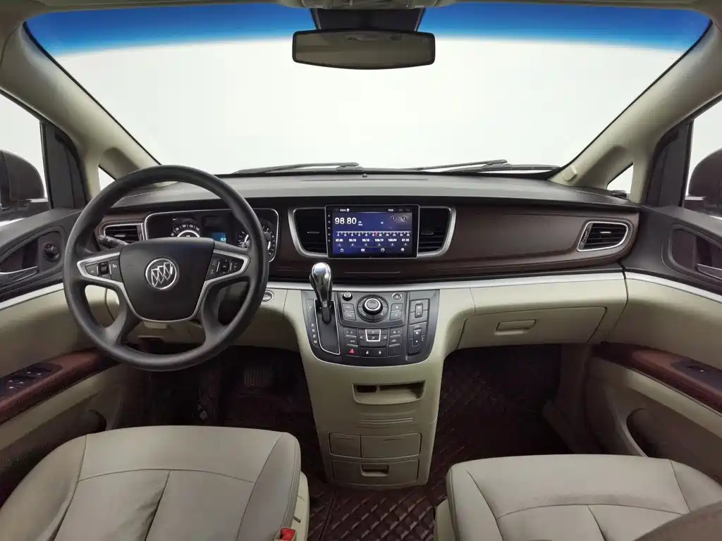 Фото 5 - Buick GL8
