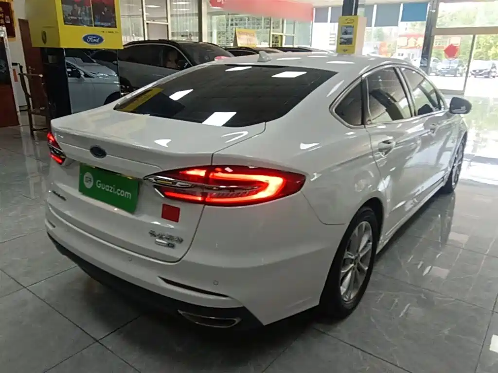 FORD MONDEO