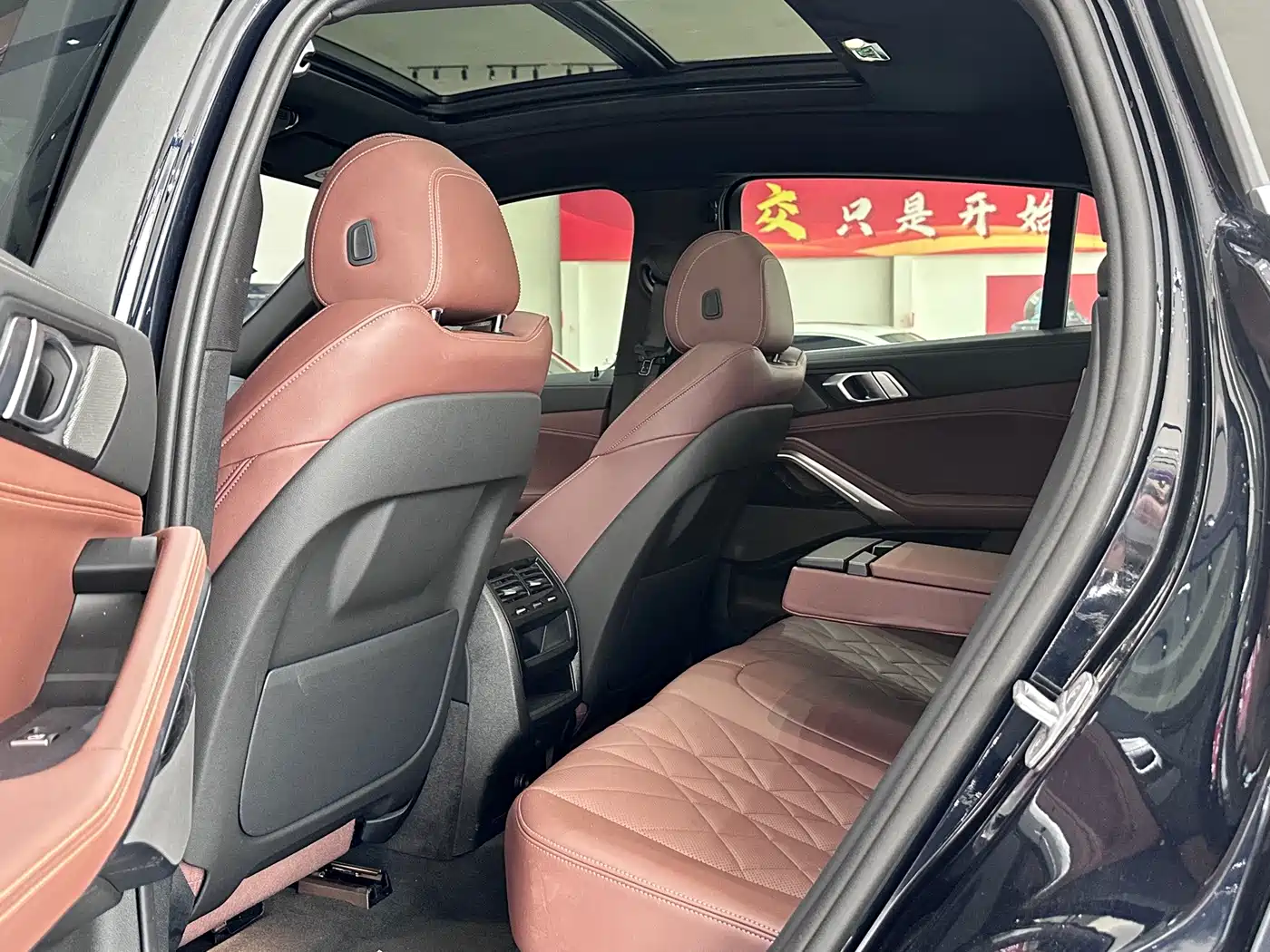 BMW X6 2024 2023 xDrive40i M Sport Package