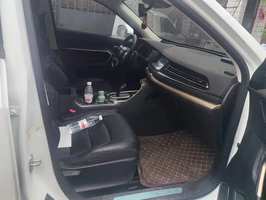 Фото 8 - Haval H6
