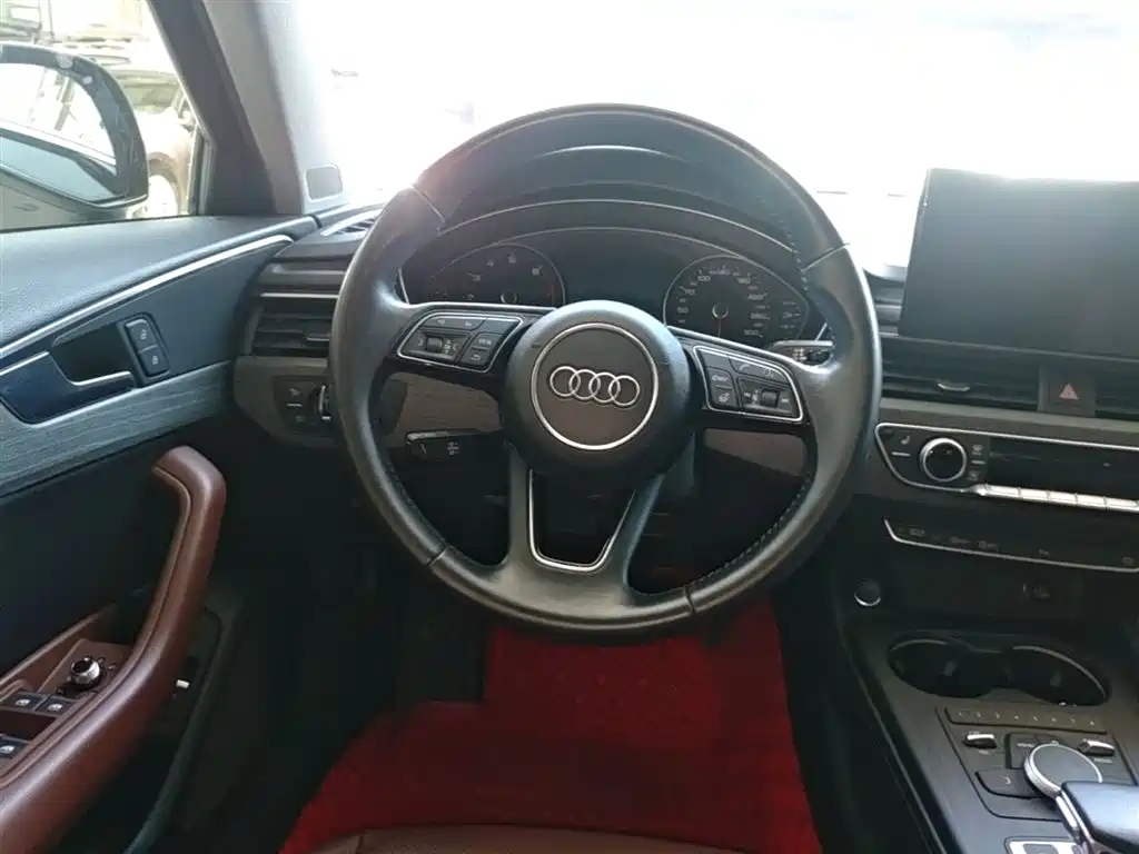 Audi A4L 2017 45 TFSI quattro Style Edition фото 11