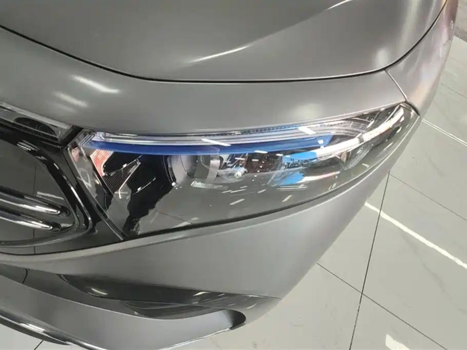 Mercedes-Benz EQA 2022 EQA 300 4MATIC Launch Special Edition фото 5