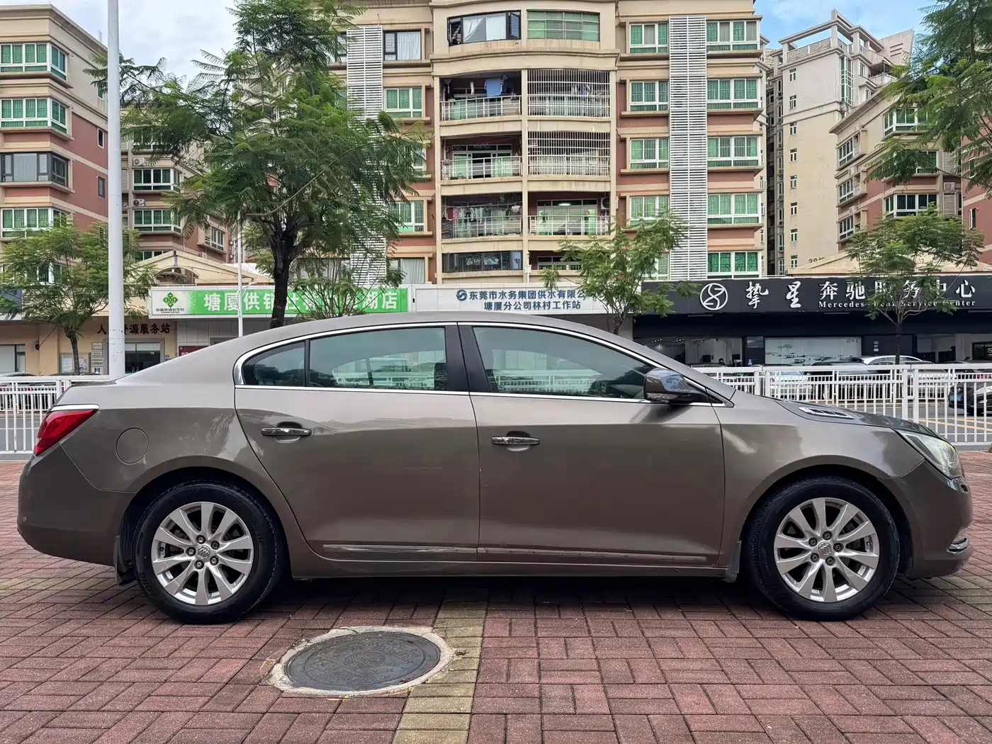 Buick LaCrosse 2013 2.4L SIDI Luxury Comfort фото 4