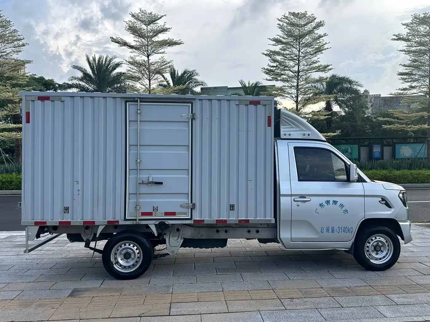 Changan Kaicheng Changan Star Card PLUS 2023 2022 1.6L Comfort AC Single Row Steel Panel Van DAM16KR