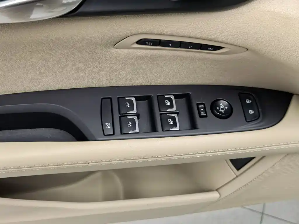 Фото 9 - Cadillac CT6
