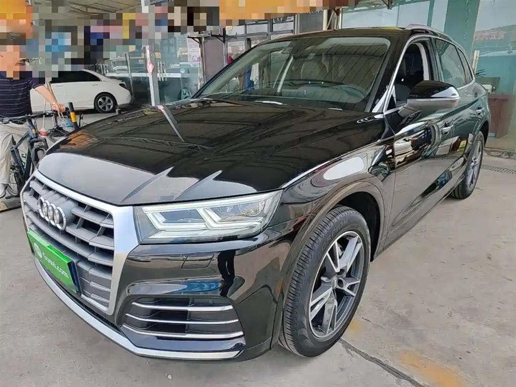 Audi Q5L 2020 Facelift 40 TFSI Honor Fashion