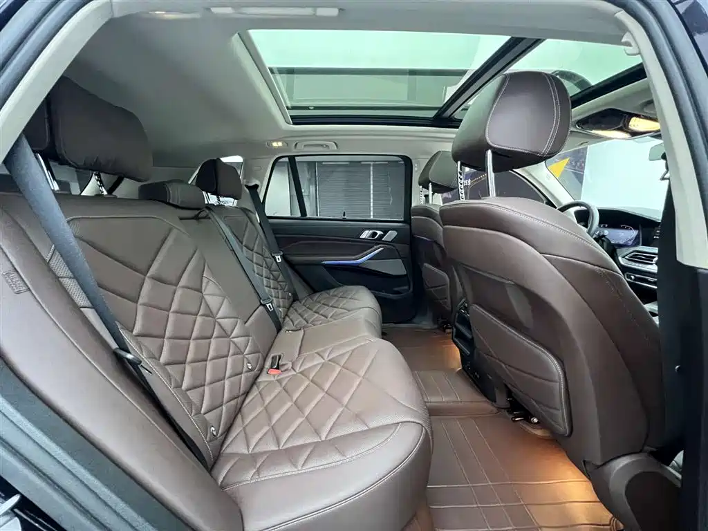 BMW X5 2022 xDrive 30Li Premium M Sport Package фото 27