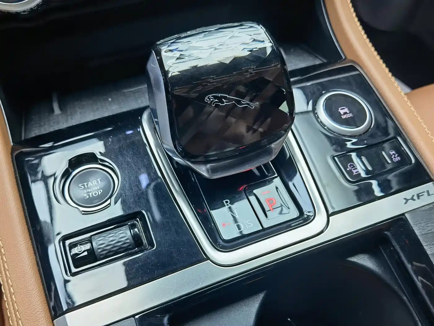 JAGUAR XFL