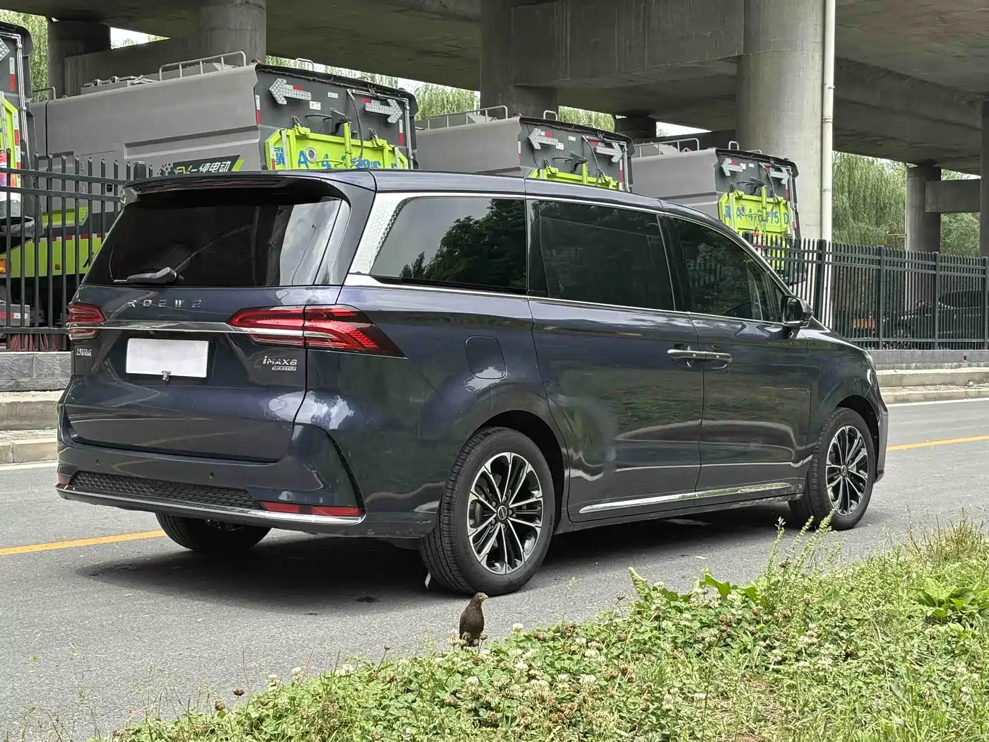 Roewe iMAX8 2021 2021 400TGI Flagship