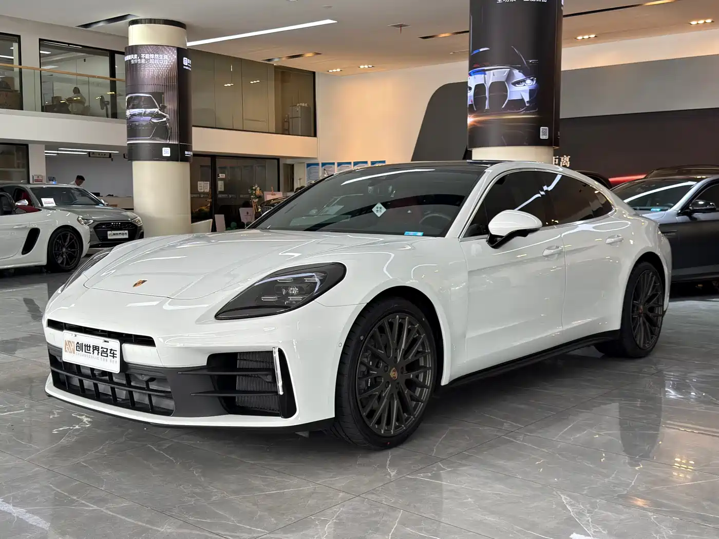 PORSCHE PANAMERA