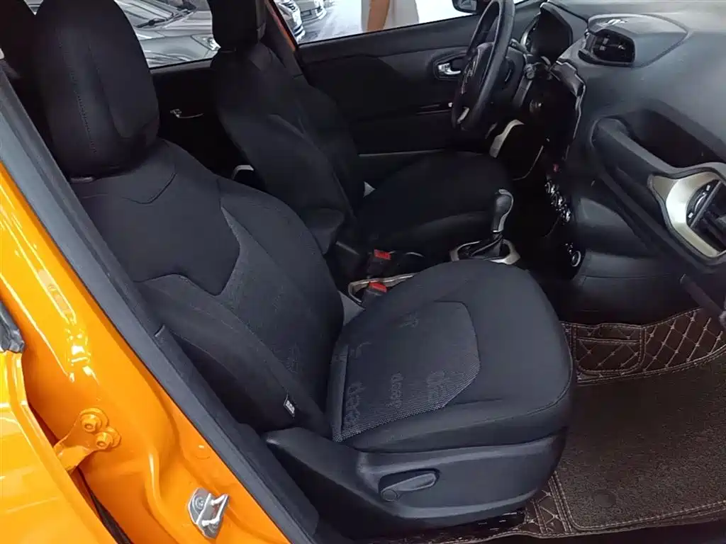 Jeep Renegade 2016 2016 1.4T Automatic Kinetic Edition