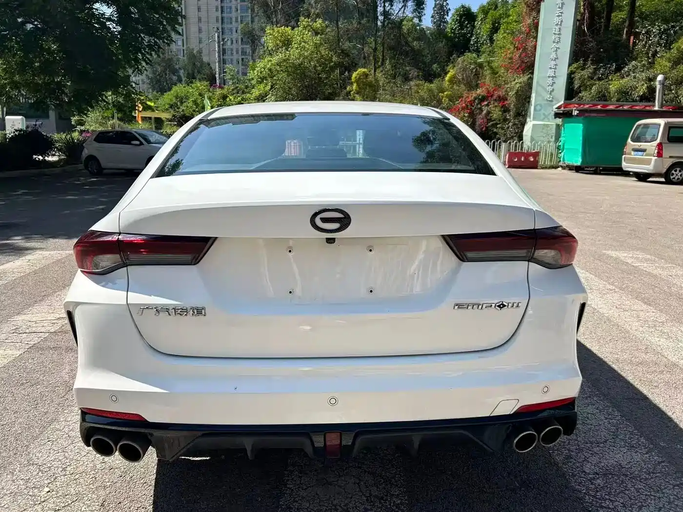 GAC Trumpchi Trumpchi Emkoo 2023 270T DCT J16 Edition фото 9