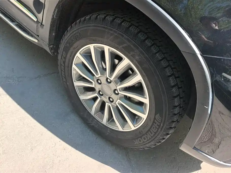 Haval H6 2015 Sport 1.5T Automatic 2WD Luxury фото 6