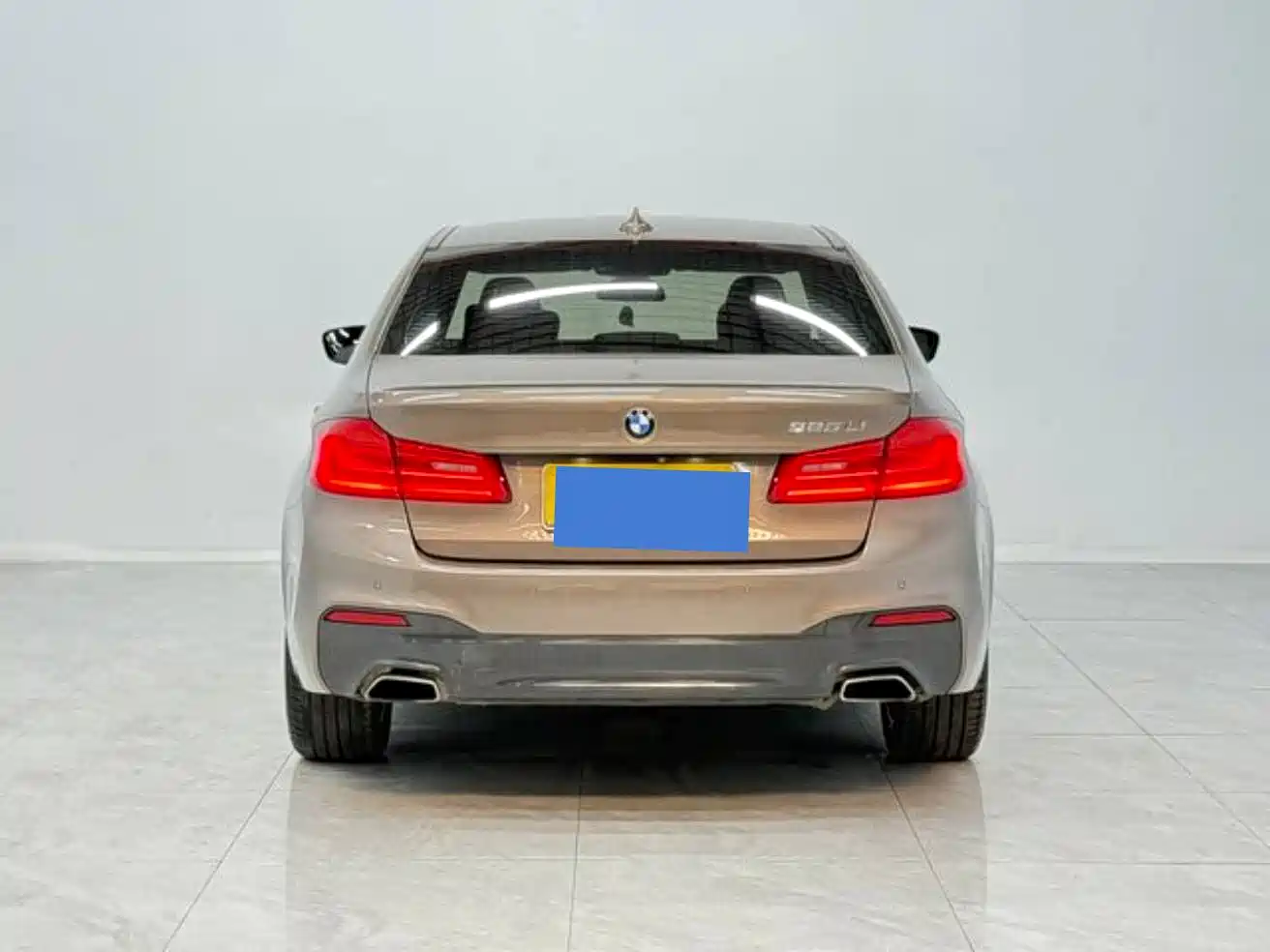 BMW 5 Series 2019 525Li M Sport Package фото 4