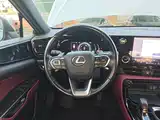 Фото 11 - Lexus NX