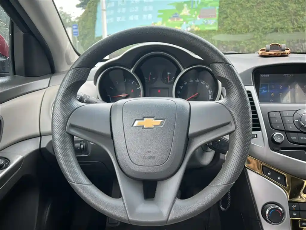 Chevrolet Cruze 2013 1.6L SL Universe AT фото 16