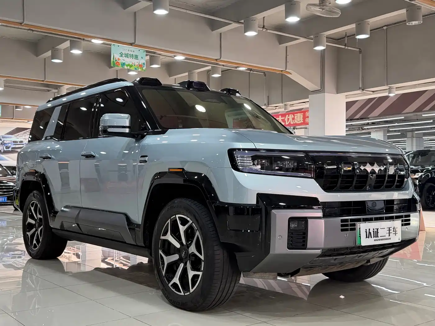 Fang Cheng Bao Leopard 8 2026 2025 Zhiyong Flagship 7-Seater