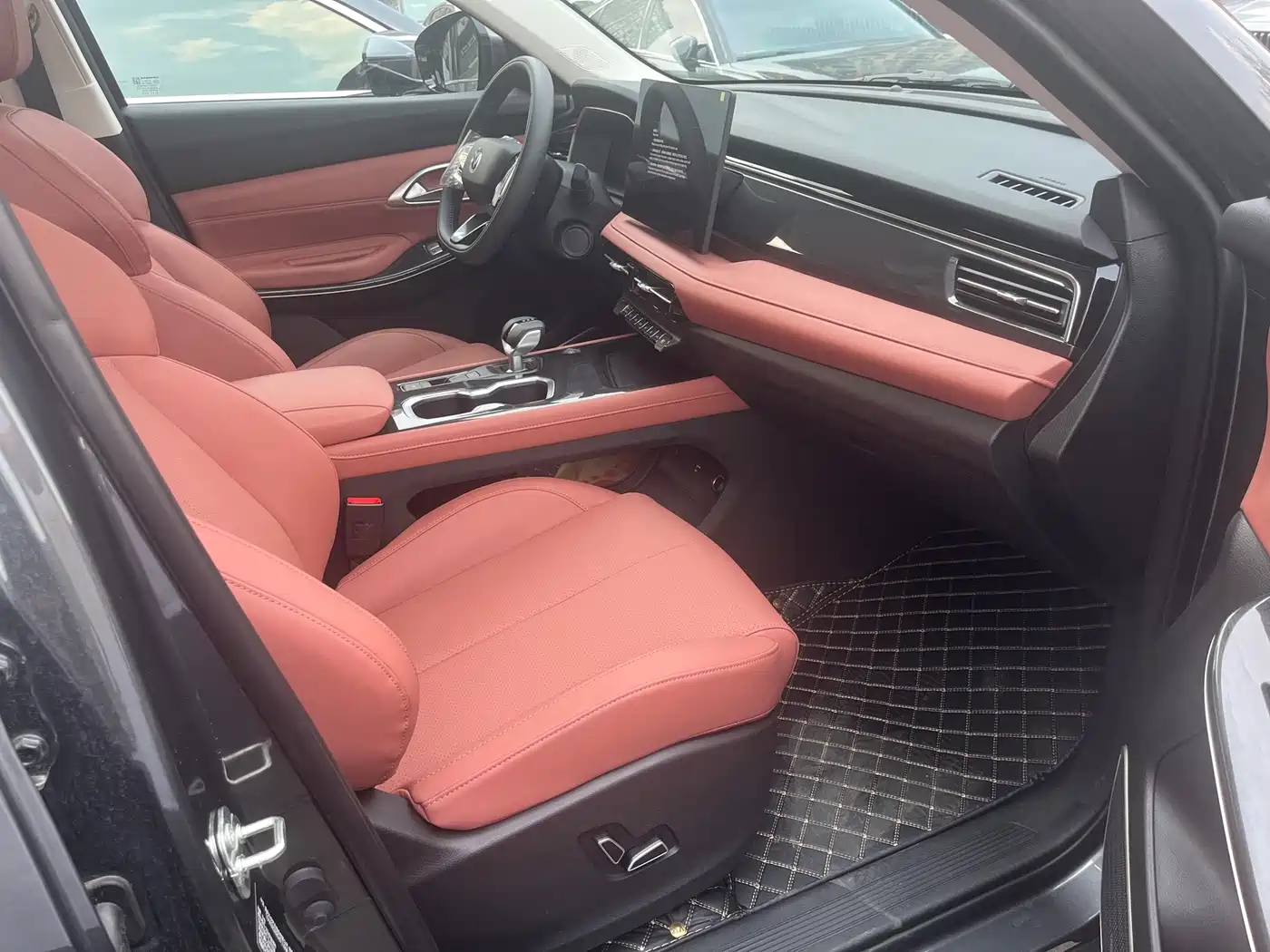 Changan CS75 2025 2025 PRO 1.5T Premium 7-Seater