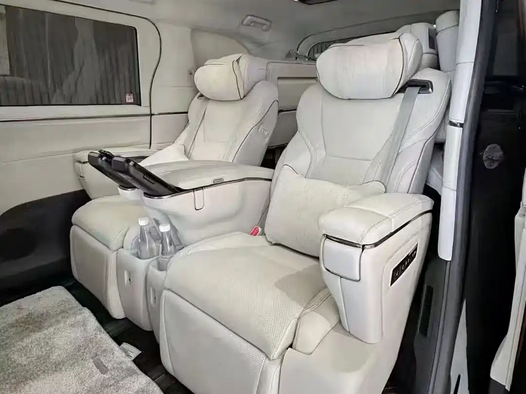 Lexus LM 2025 Model 500h Six-Seater Prestige Edition фото 5