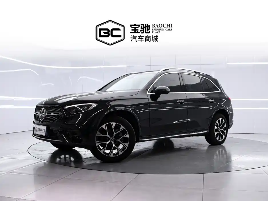 Фото 1 - Mercedes-Benz GLC