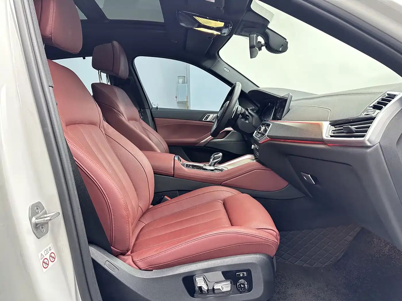 BMW X6 2022 Facelift xDrive40i Exclusive M Sport Package фото 13