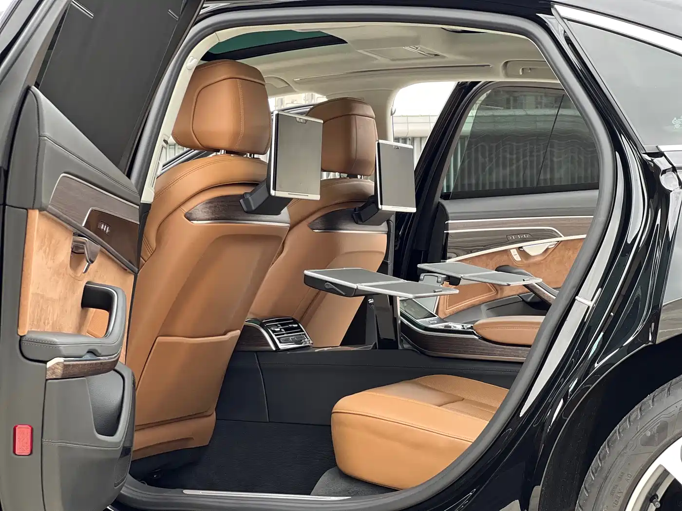 Audi A8 2019 A8L 55 TFSI quattro Premium фото 5