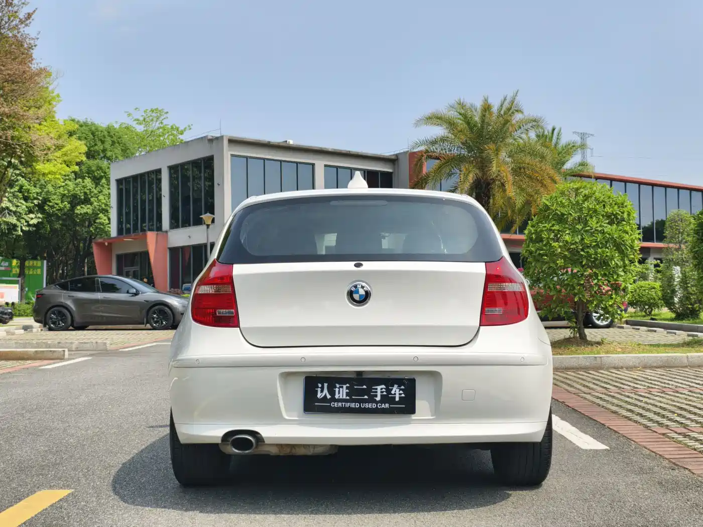 BMW 1 Series (Import) 2008 120i Automatic фото 7