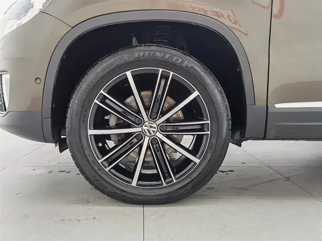 Volkswagen Tiguan 2015 2.0TSI Automatic 4WD Flagship фото 17