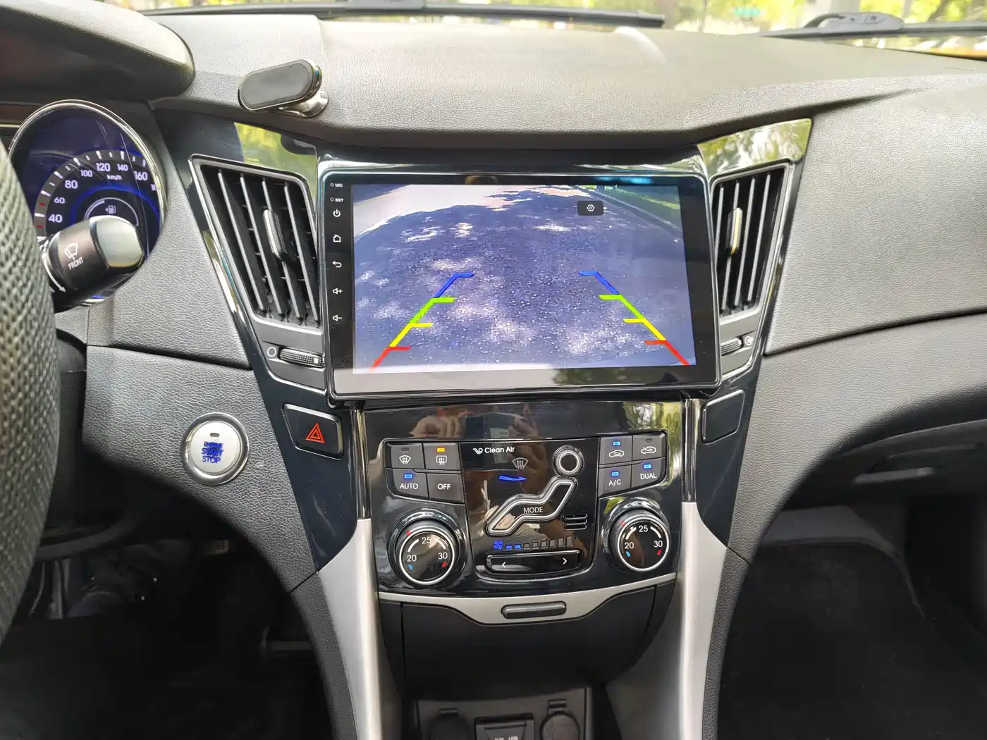 Hyundai Sonata 2013 2.0L Automatic Luxury Edition фото 13
