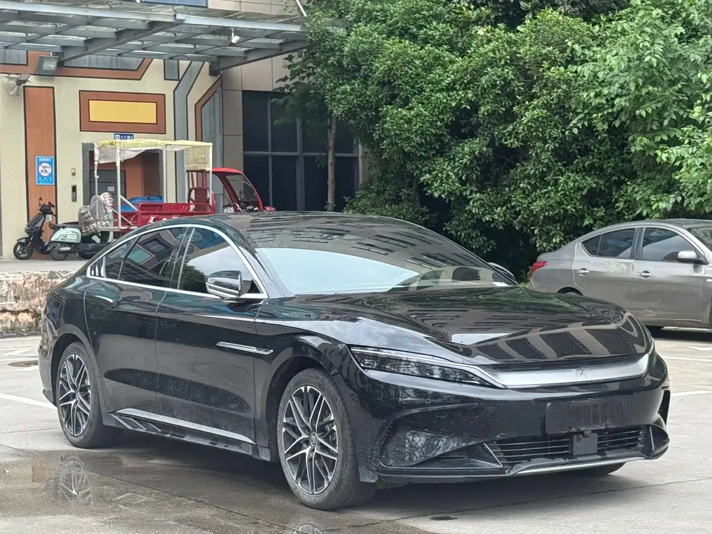 BYD Han 2025 Model EV 605KM Premium Version фото 3