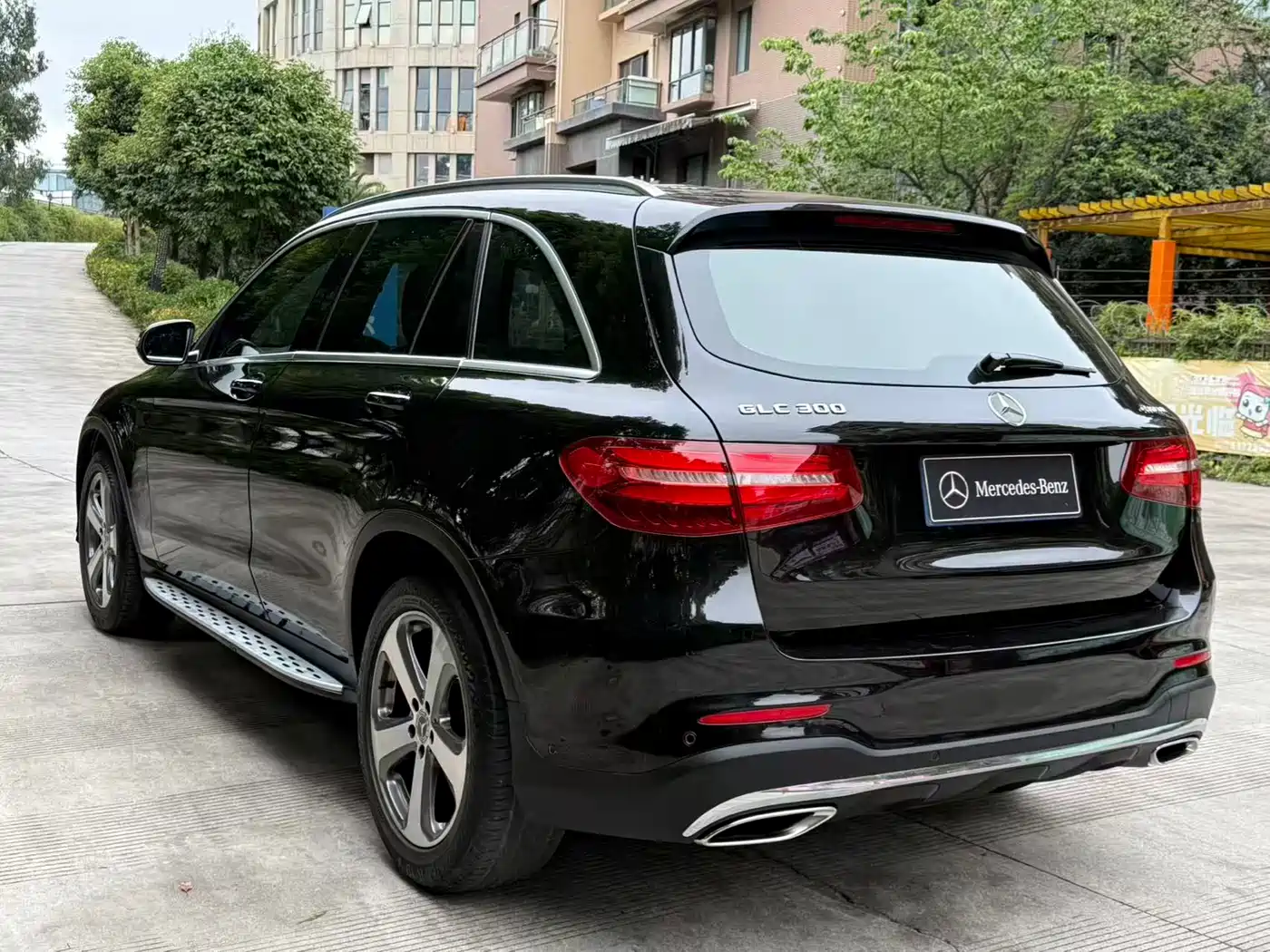 Mercedes-Benz GLC 2017 GLC 300 4MATIC Luxury фото 17