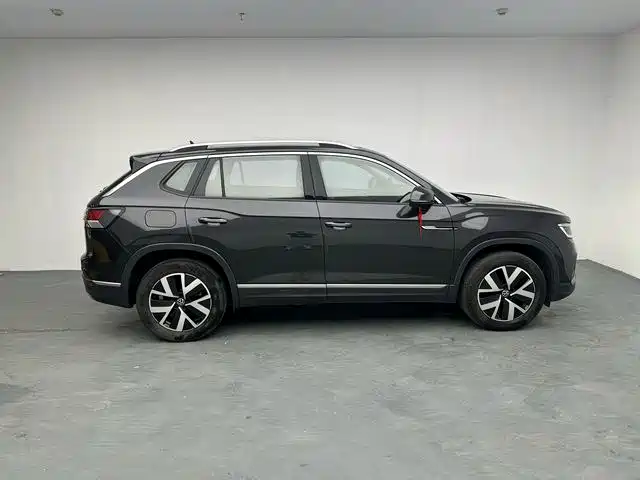 Volkswagen Tayron 2024 300TSI 2WD Luxury Plus Advanced фото 8