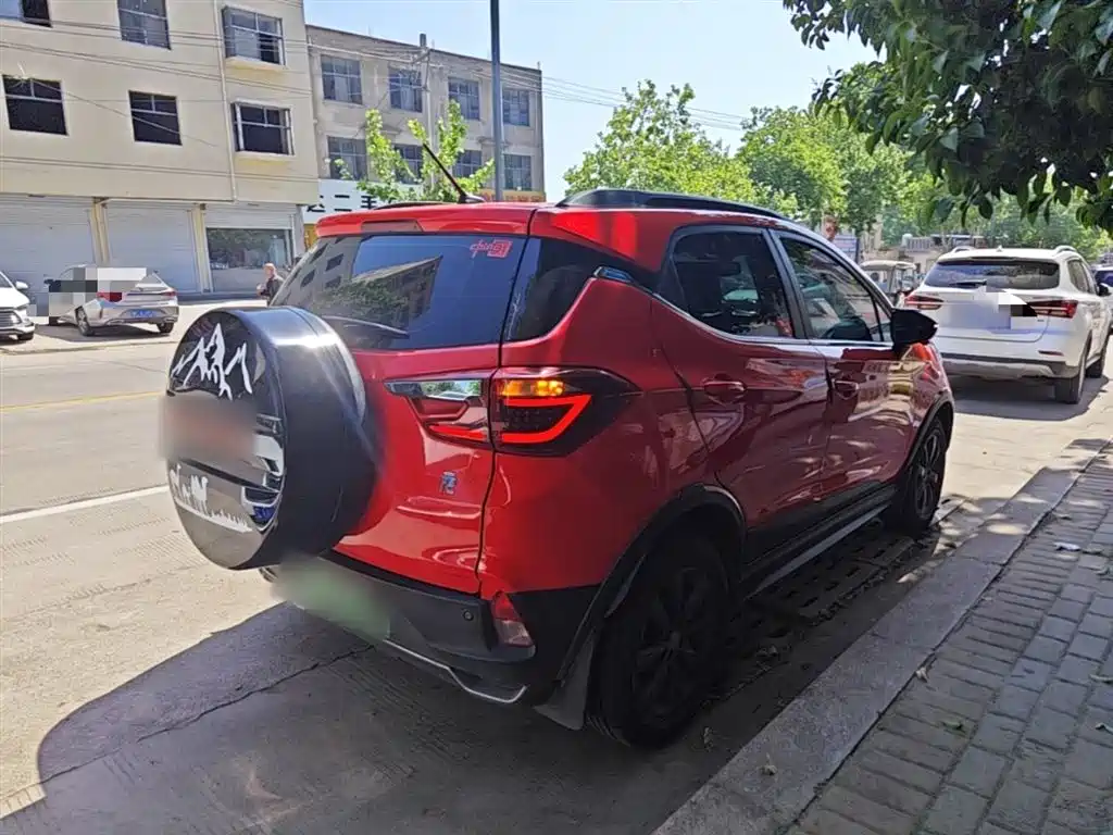 BYD Yuan New Energy 2019 EV360 Smart Connect Premium Edition фото 7