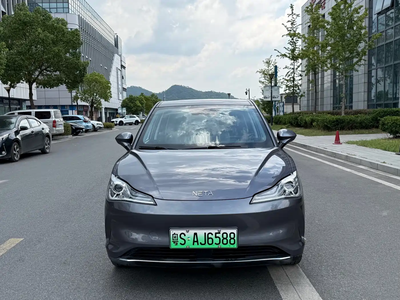 Nezha Auto Nezha V 2023 2022 Trend 400 Industry Custom Edition