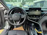 Photo 15 - Toyota Camry