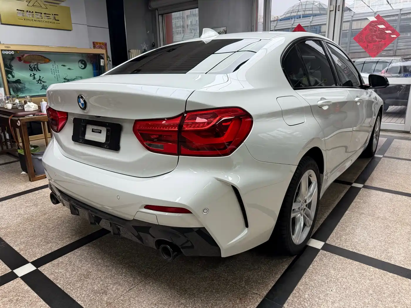 BMW 1 Series 2021 Facelift 120i M Sport Shadow Edition фото 5