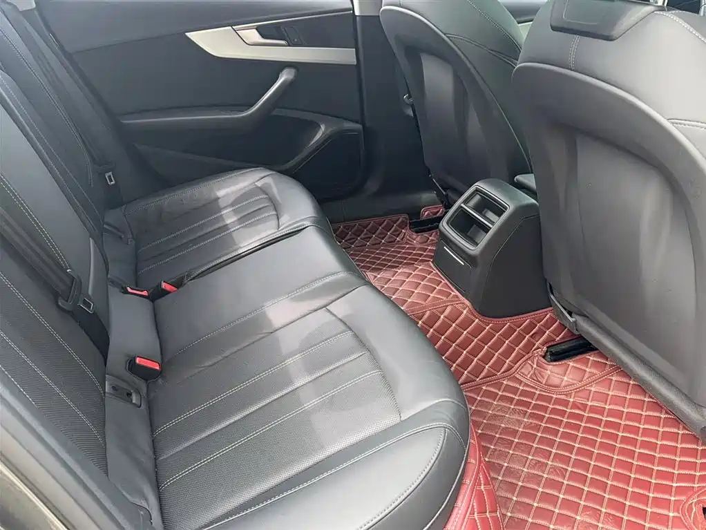 Audi A4L 2020 40 TFSI Fashion Dynamic Edition фото 15