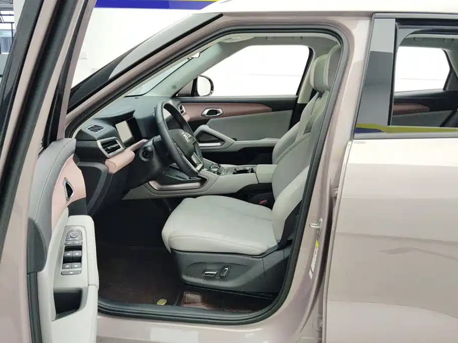 BYD Yuan UP 2024 2024 401KM Surpass Edition