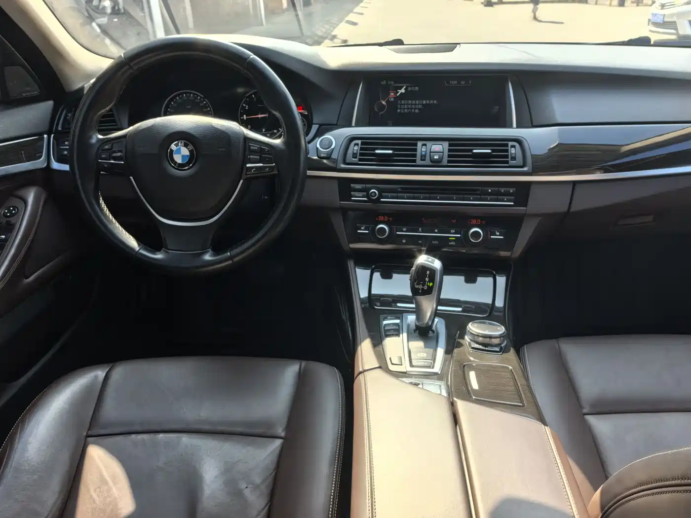 BMW 5 Series 2017 525Li Luxury Design Package фото 5