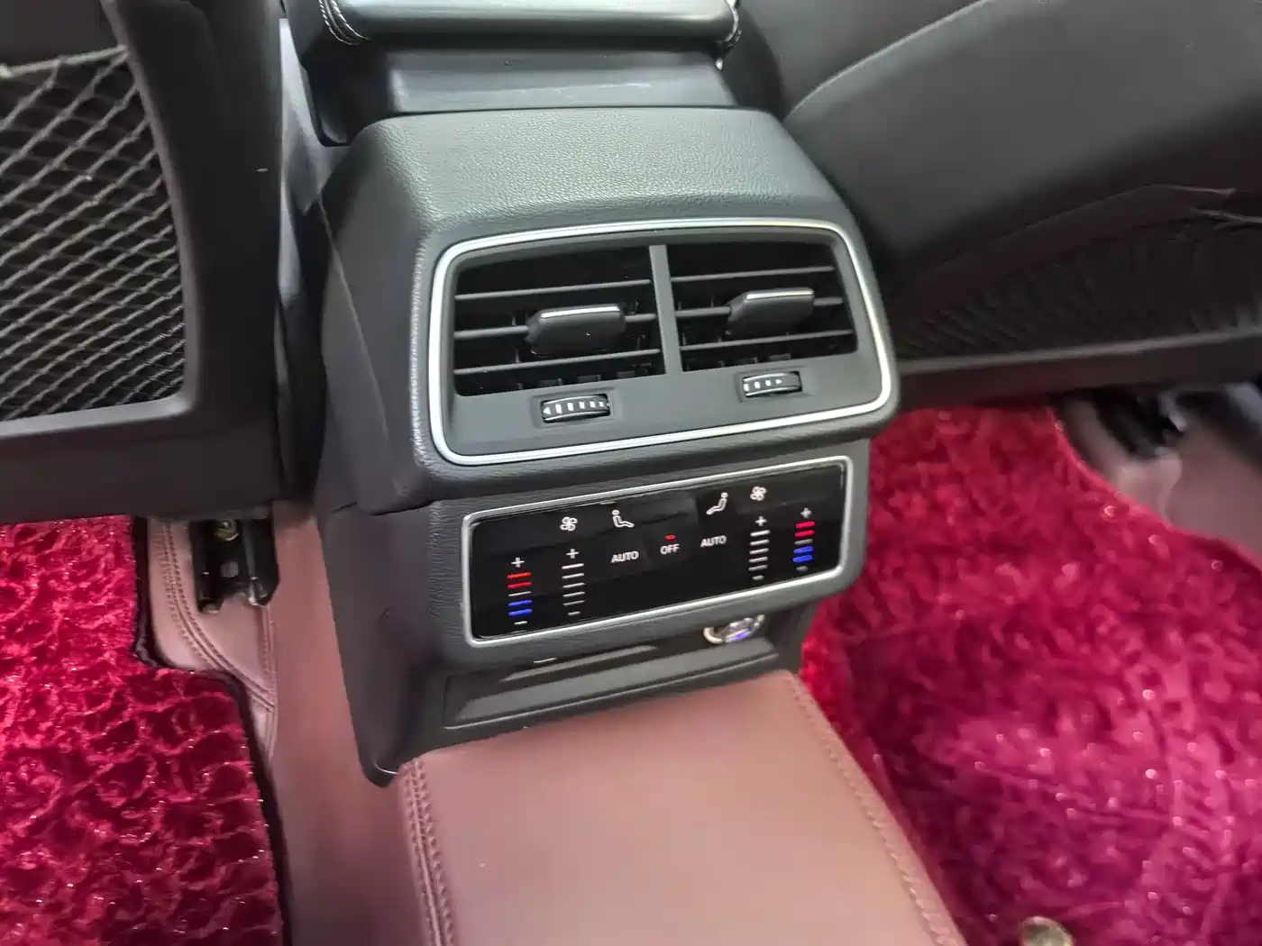 Audi A6L 2023 45 TFSI Premium Selection Dynamic фото 13