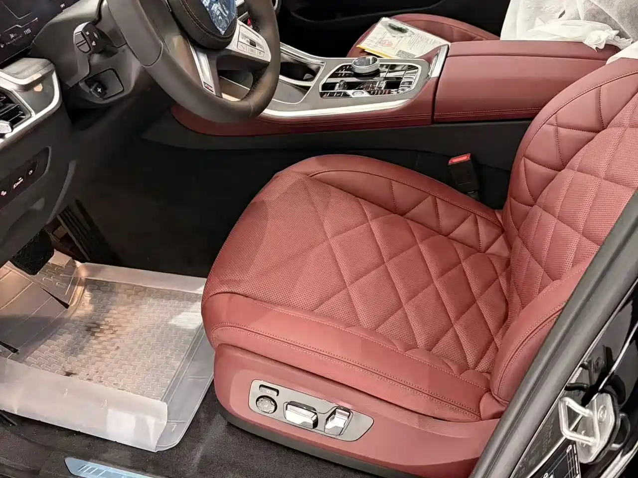 BMW X5 2026 xDrive 40Li M Sport Night Edition Package фото 5