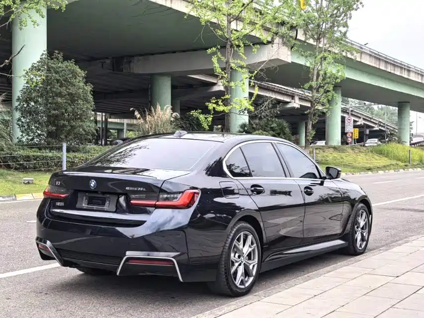 BMW i3 2025 2024 eDrive 35 L