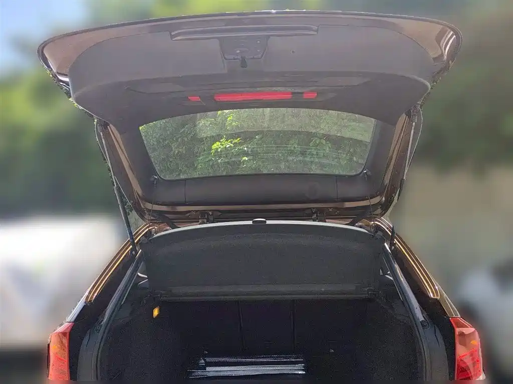 BMW X1 2015 Model sDrive18i Fashion Advanced Edition фото 10