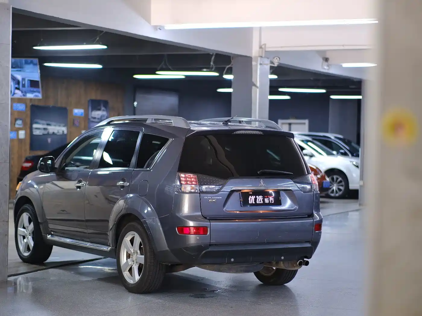 Mitsubishi Outlander (Import) 2009 2009 3.0 Luxury