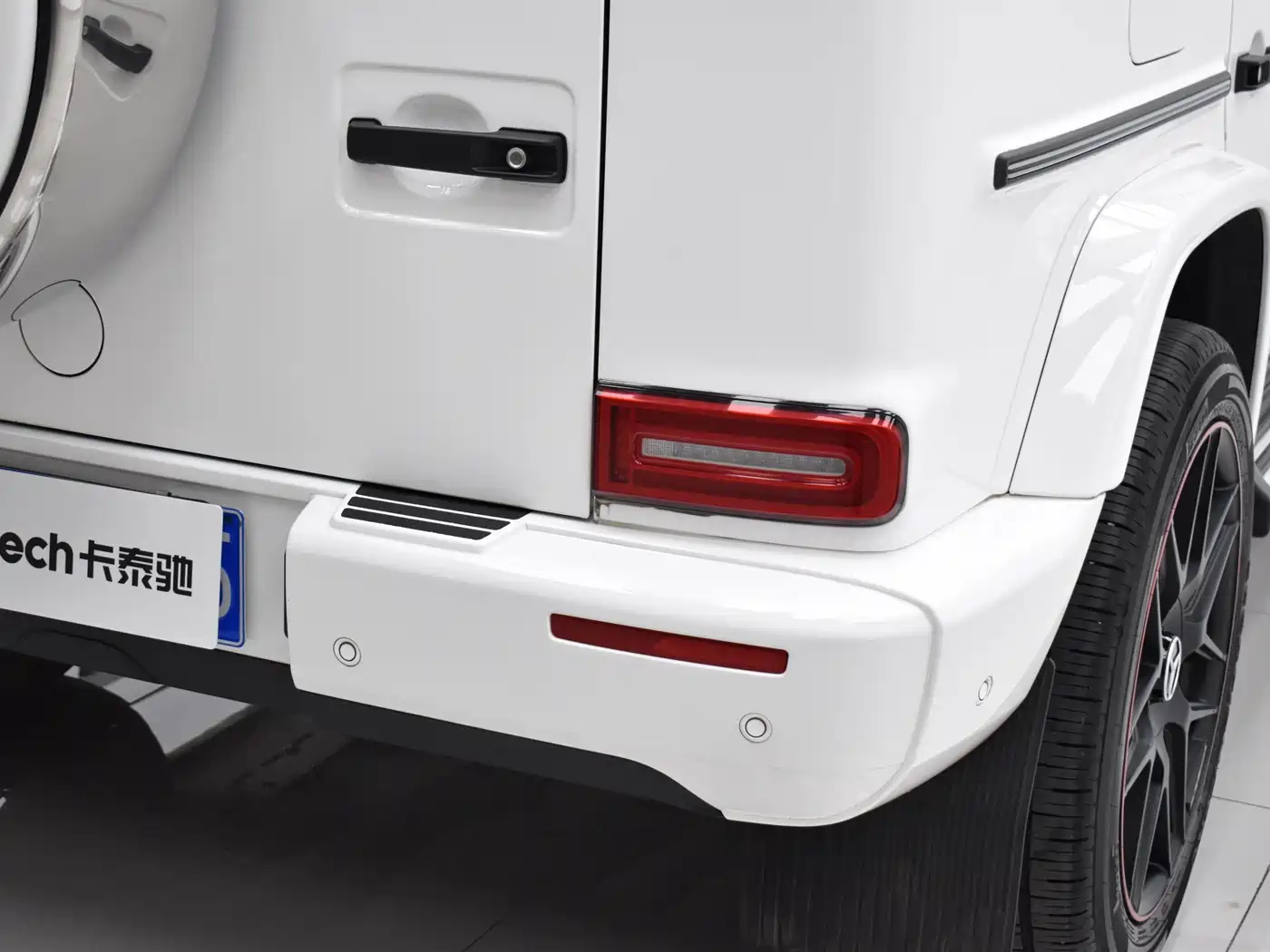 MERCEDES-BENZ G-CLASS